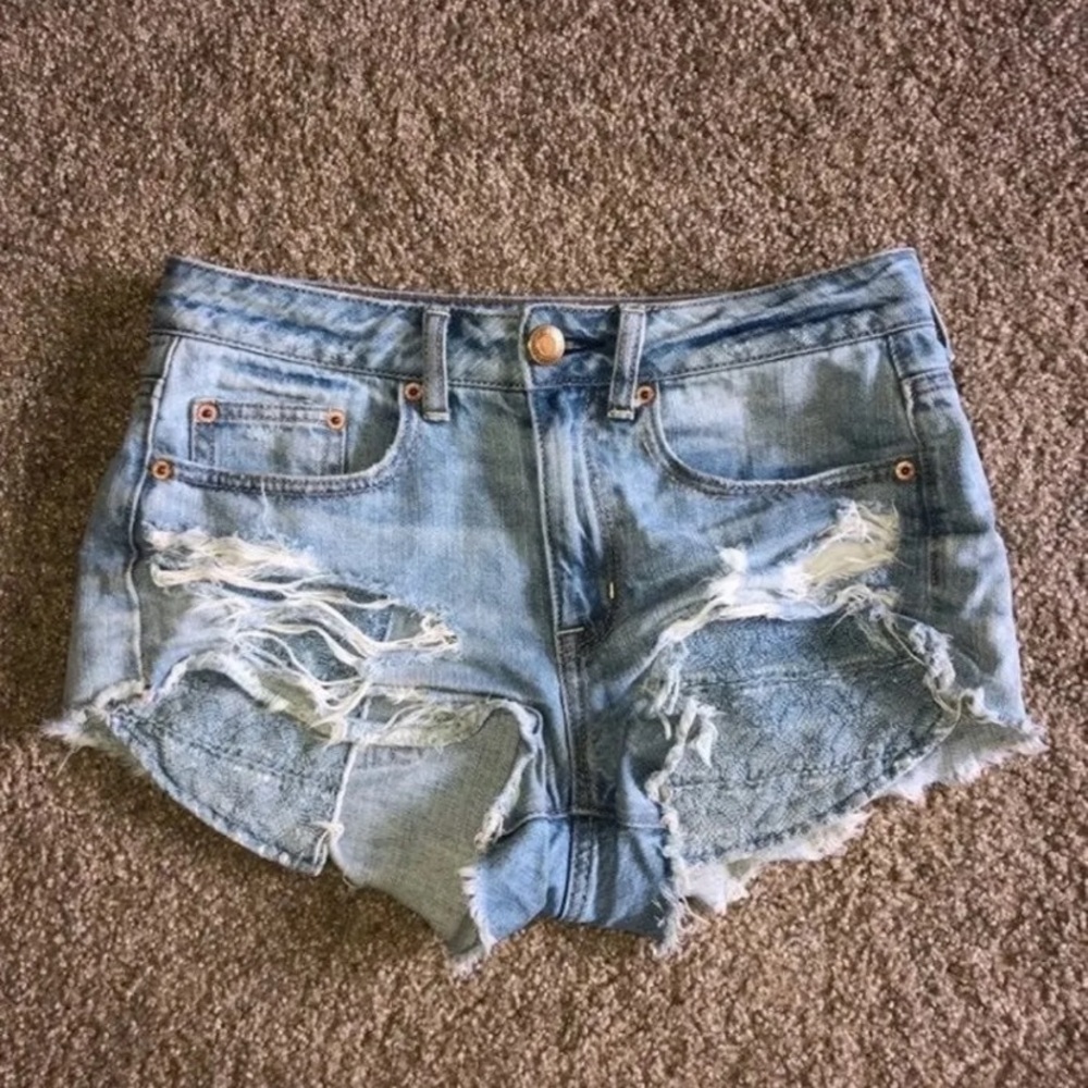 Hi rise size 2 American Eagle festival shorts